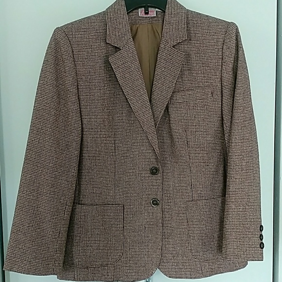 jcpenney Jackets & Coats Jcpenney 2 Button Tan Navy And Burgundy Blazer Poshmark